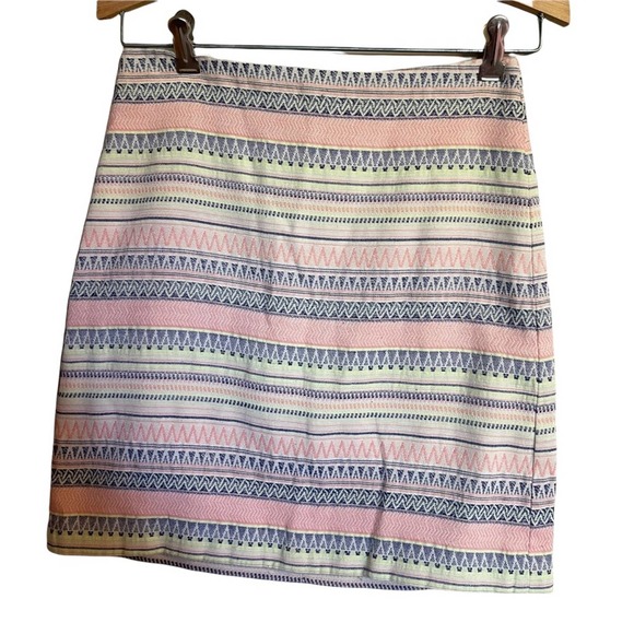 Ann Taylor LOFT Jacquard Shift Skirt - Picture 4 of 4